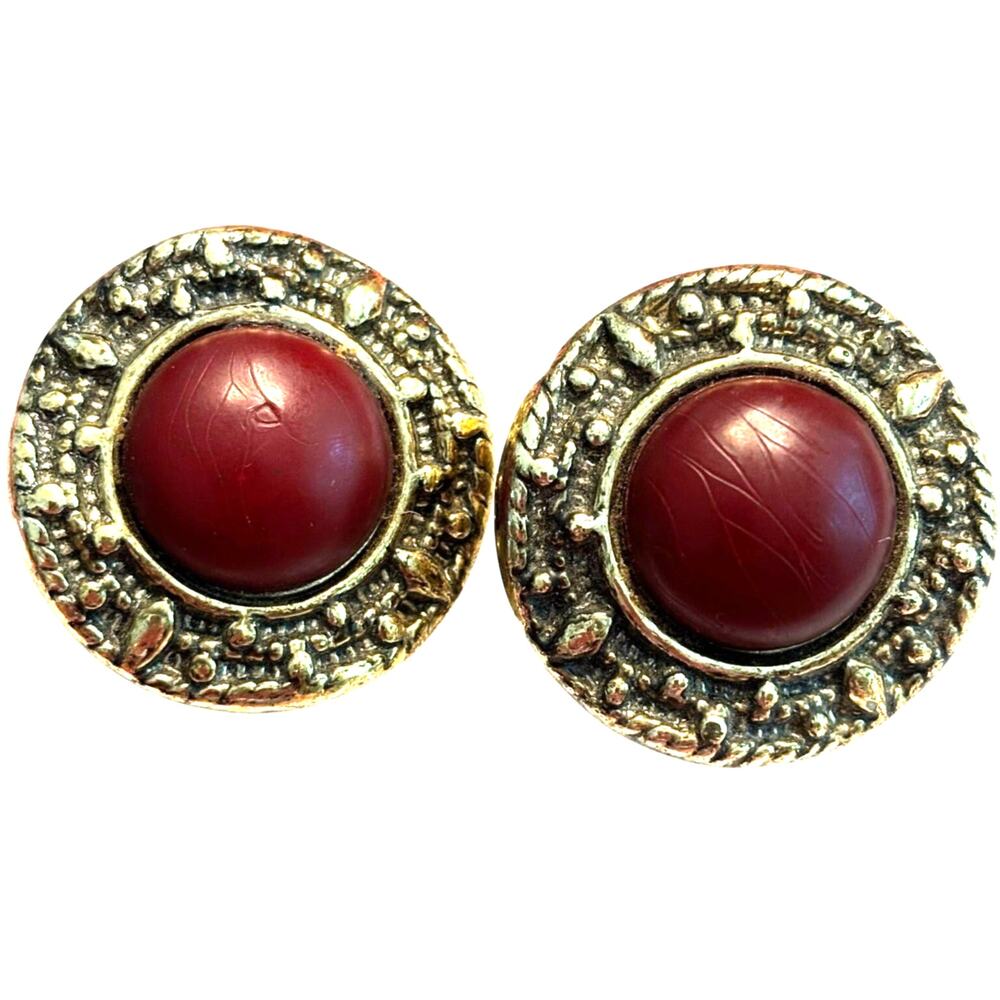 Chunky clip on earrings textured gold rounds faux wood centers classic vintage